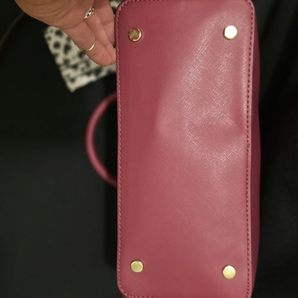 Trina Turk Rose Leather Handbag with Card Holder - Picture 5 of 6